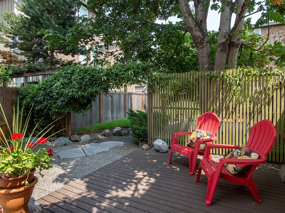 1st image of 19200 15th Ave NW #19212