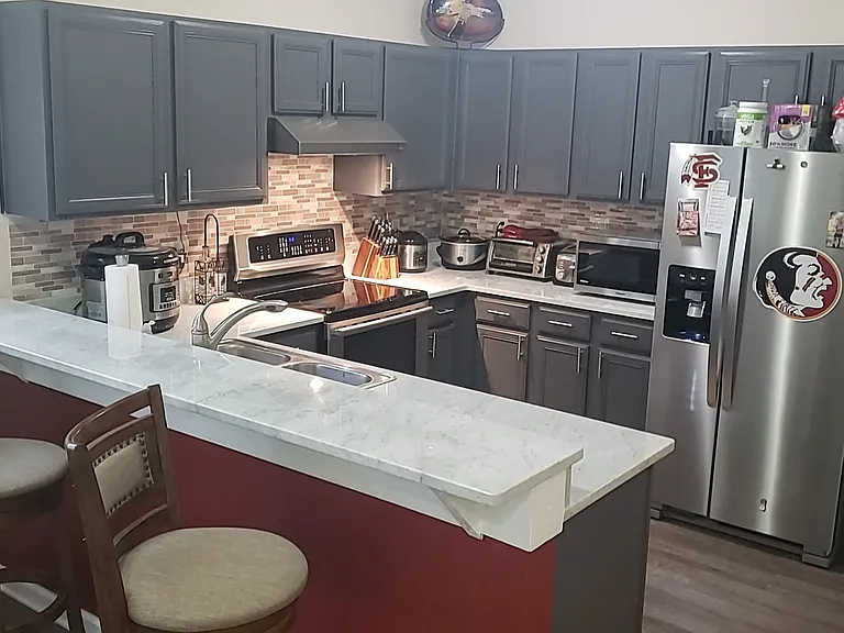 680 W Brevard St — Photo 3