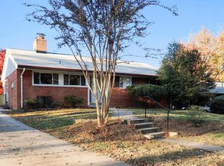 6041 Avon Dr, Bethesda, MD 20814
