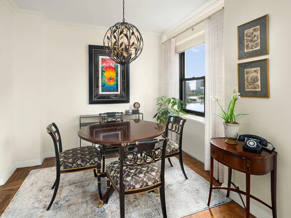 50 Sutton Place South image 4 of 16