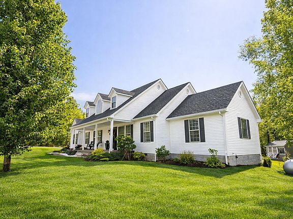 4th image of 135 Arrowhead Dr