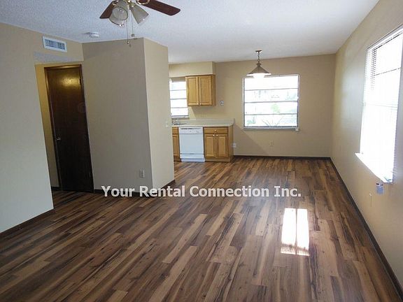 2nd image of 816 Mississippi Ave