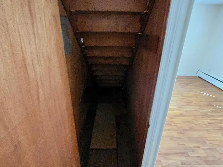 3 White St — Photo 25