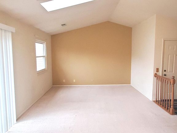4th image of 126 Stirling Ln Unit X2