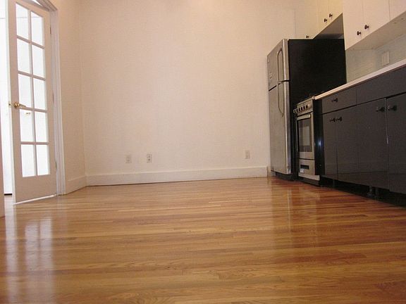 3rd image of 91 Broadway #102