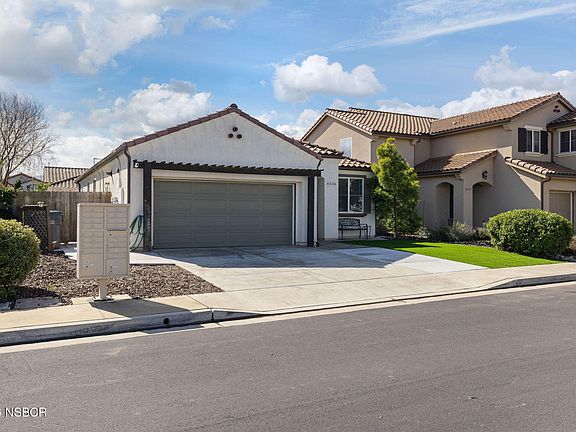 2nd image of 4536 Del Mar Dr