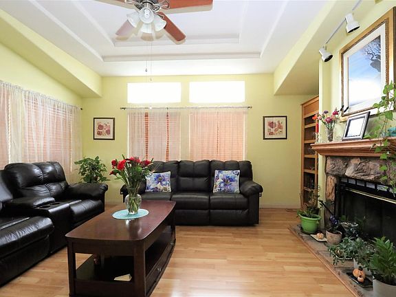 3rd image of 1085 Tasman Dr Space 196