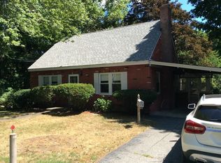 21 Forest Park Rd, Woburn, MA 01801