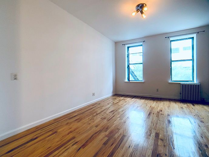 1st image of 409 W 50th St #3BB