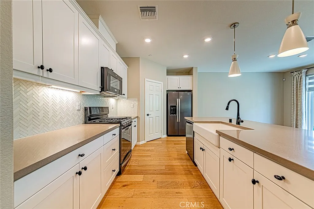 Building Photo - 1705 Almond Tree Pl