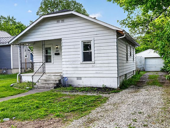 3rd image of 2025 Sale Rd