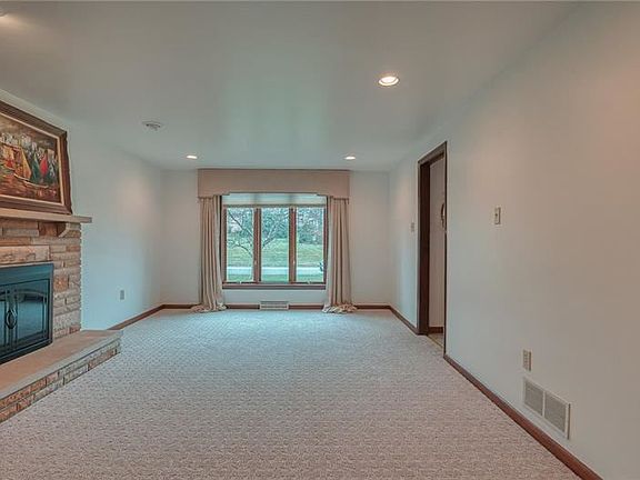 5th image of 4110 Kellington Ct