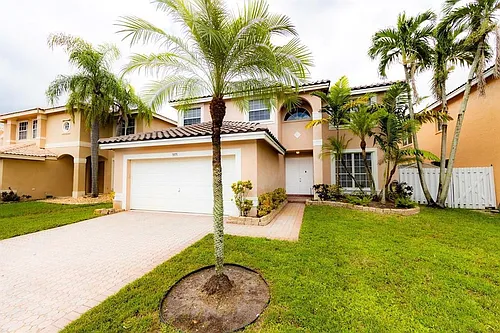 3375 SW 181st Ter Photo 1 3375 SW 181st Ter Photo 1