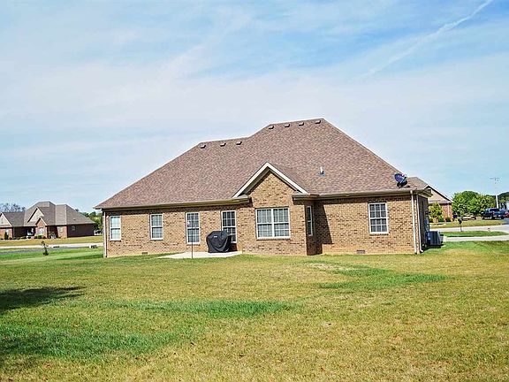 4th image of 4647 Fairvue Farm Blvd