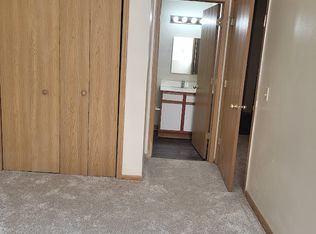 314 Randolph St E #203, Waterloo, IA 50701