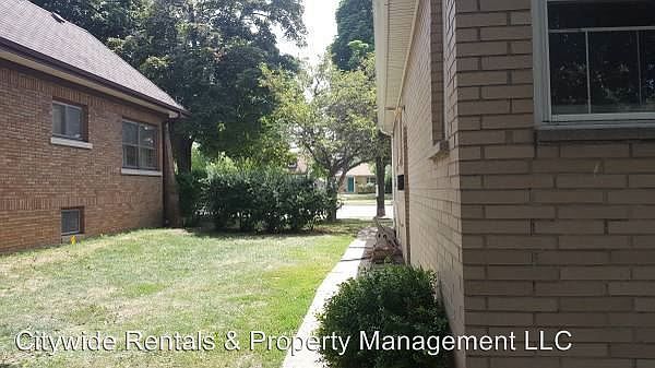 1st image of 9750 W Lisbon Ave