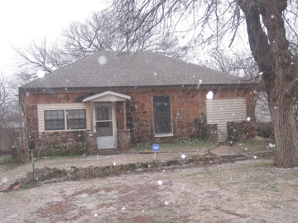 1st image of 1409 W Washington Ave
