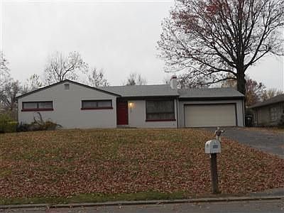 4th image of 1729 Hawthorne Ln