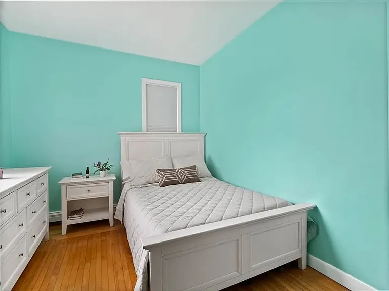 174 Middlesex Ave #2 — Photo 9