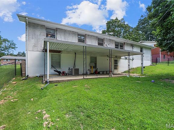 3rd image of 1807 Ricardo Dr