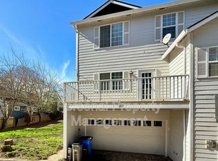 107 S 2nd St, Ridgefield, WA 98642