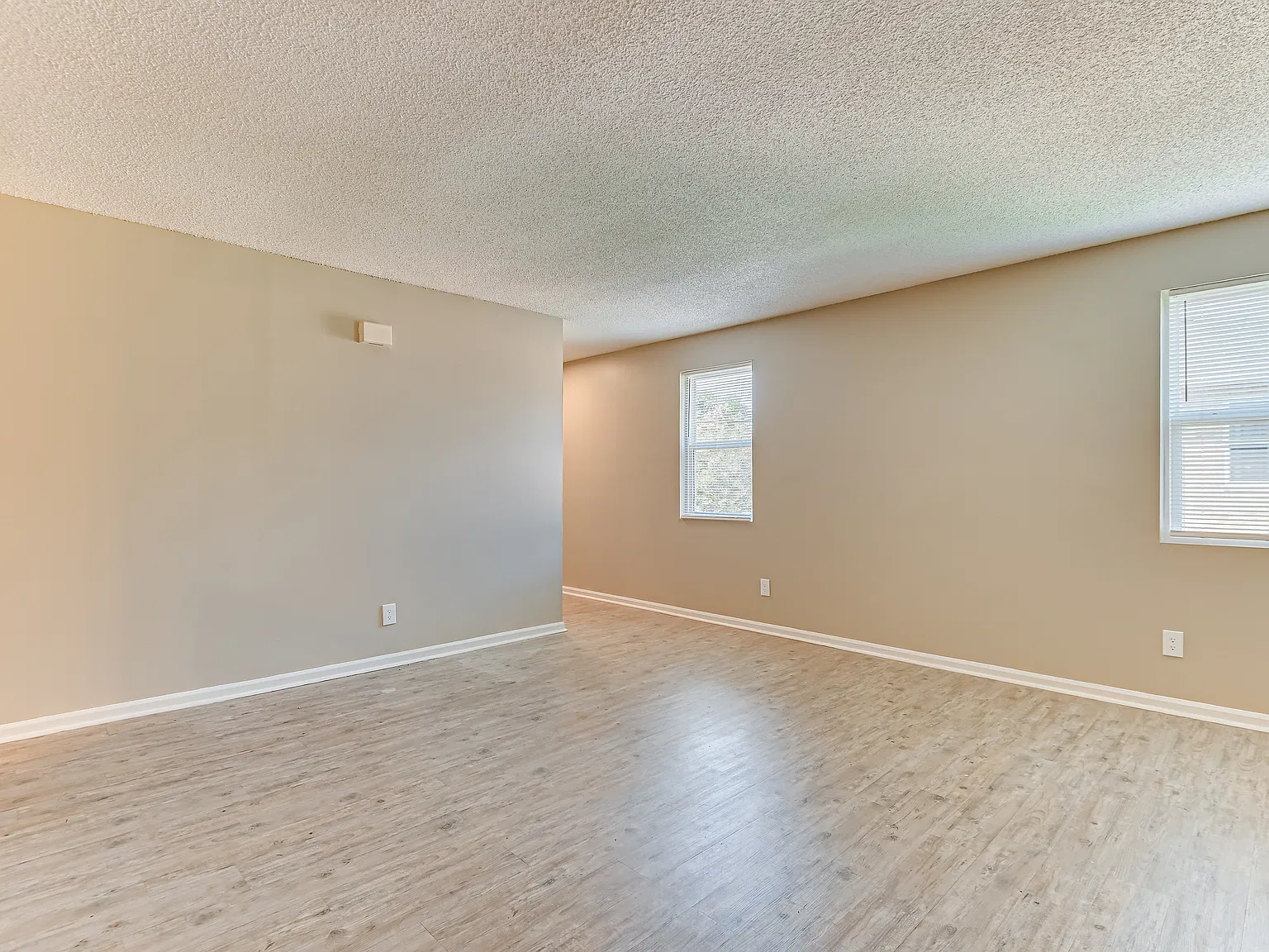 Powder House Apartments — Photo 4
