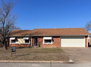4904 Bermuda Ave, Sand Springs, OK 74063