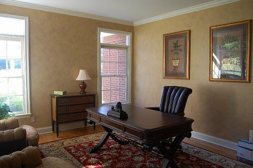 3rd image of 9006 Farrell Park Ln