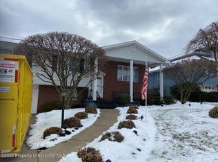 8 Amherst Park, Scranton, PA 18504