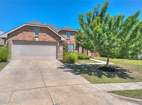 2nd image of 525 Indian Paintbrush Dr