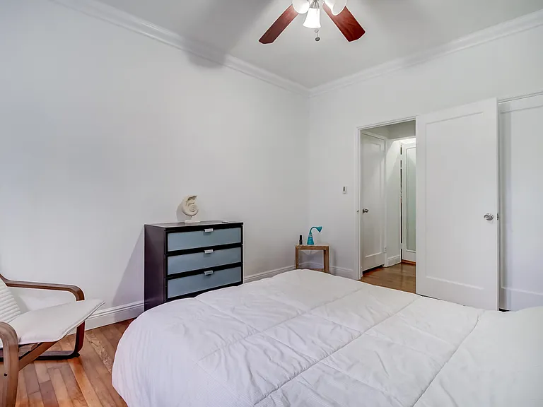 825 Jefferson Ave #2 — Photo 18