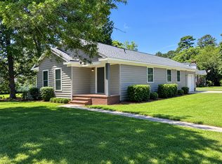 714 Capitol Landing Rd, Williamsburg, VA 23185