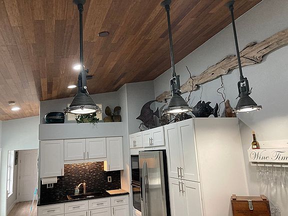 Guesthouse kitchen & dining 