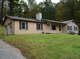 171 Pine Creek Way SE, Floyd, VA 24091