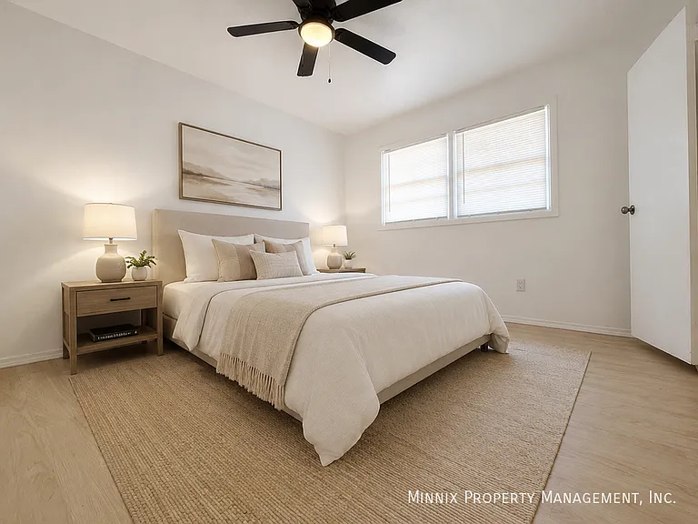5005 Avenue W #1 — Photo 15