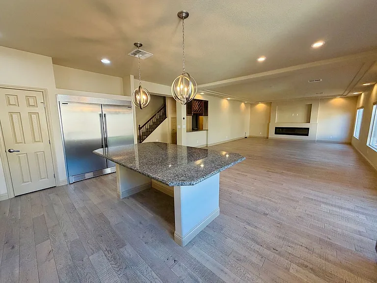 9842 Russian Hill St — Photo 17