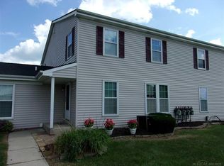 28372 Raleigh Crescent Dr #17, New Baltimore, MI 48051
