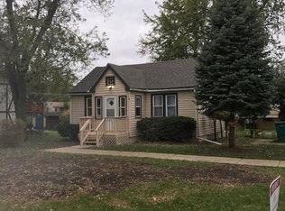 1606 N Channel Dr, Round Lake Beach, IL 60073