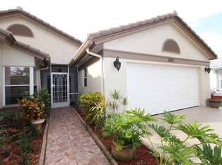 8271 Lake Cypress Rd, Lake Worth, FL 33467