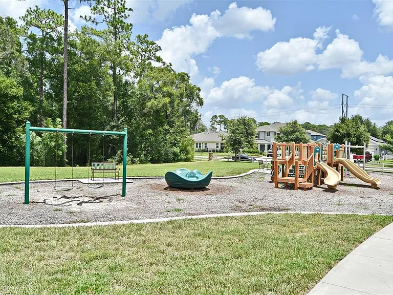 440 Baroness Way — Photo 43