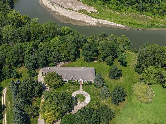 2nd image of 35849 Tabor Ct