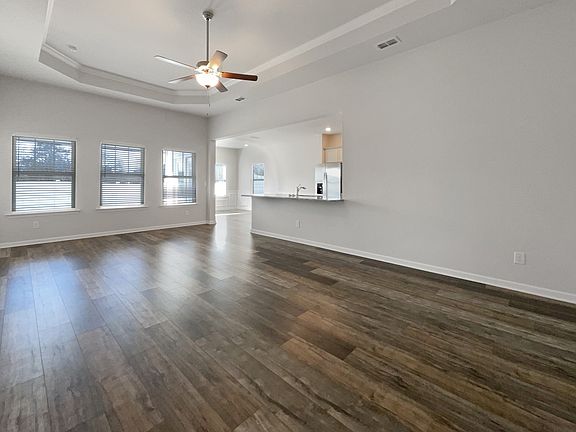 3rd image of 301 Eusa Cantrell Ln