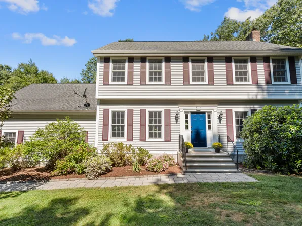 32 Blackledge Drive, Colchester, CT 06415