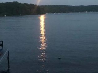 105 N Shore Rd, Bantam, CT 06750