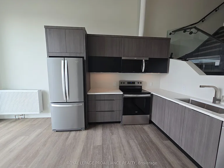 241 Front St #203 — Photo 11