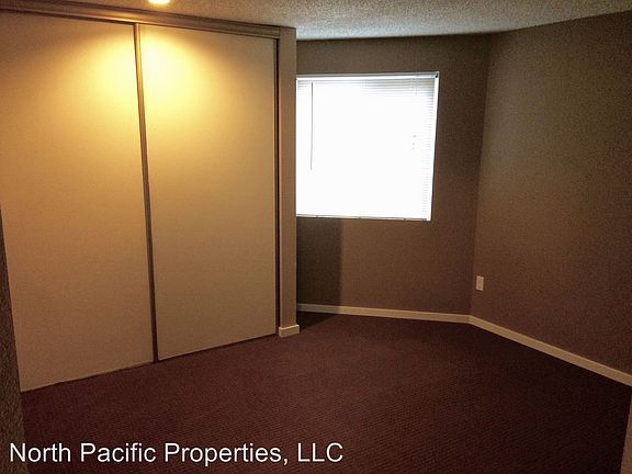 5th image of 12313 33rd Ave NE APT 201