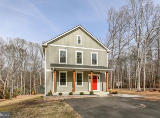 8399 Independence Cir, King George, VA 22485