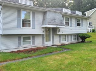 85 Idlewood St, Southbridge, MA 01550