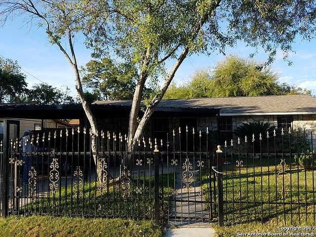 1st image of 3203 Fort Parker Dr