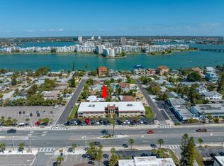 8151 Blind Pass Rd APT 3, Saint Pete Beach, FL 33706